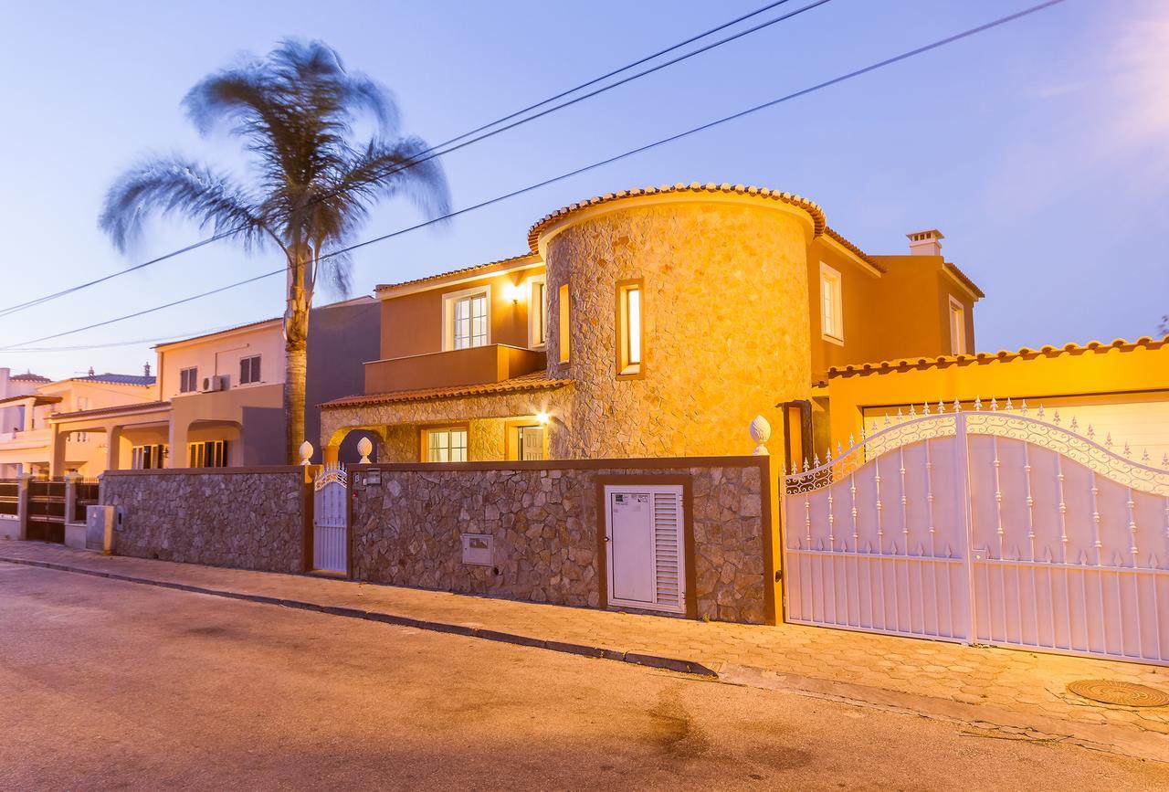 Lagos Suite Exterior photo